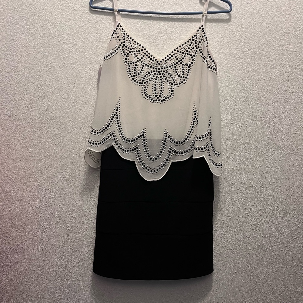 White and Black Sleeveless Dress